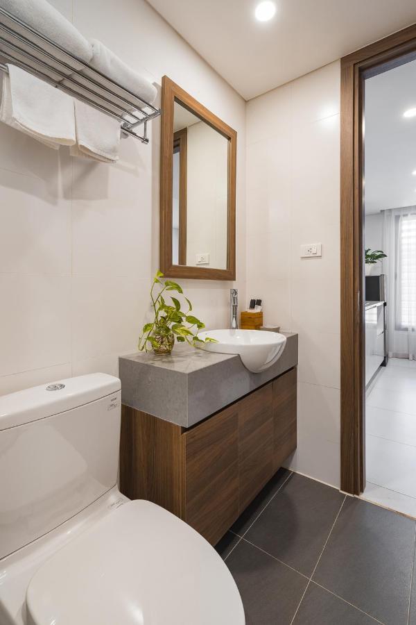 Narcissus Hotel & Apartment ฮานอย ภายนอก รูปภาพ