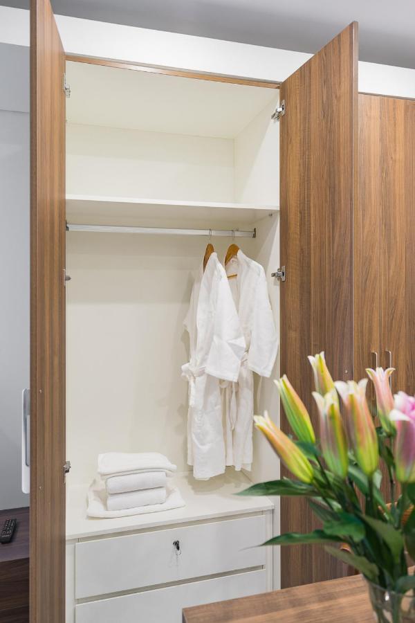 Narcissus Hotel & Apartment ฮานอย ภายนอก รูปภาพ